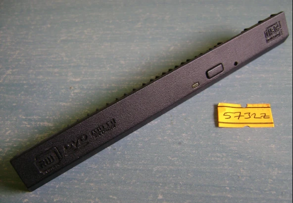 Acer Aspire 5732Z Dvd rom kapağı. 5732Z serisi için. diğer modellere uymayabilir. ürün görseli 1