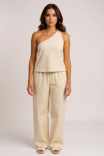 Kadın Beyaz Tek Omuzlu Şık Bluz & Geniş Paça Pantolon İkili Takım ürün görseli 1