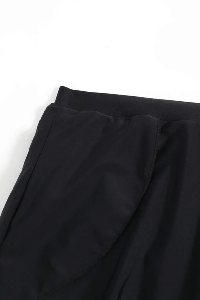 Kadın Siyah Yırtmaçlı Etek Görünümlü Şık Deniz Şortu - Modern ve Şık Tasarım - Resim 7
