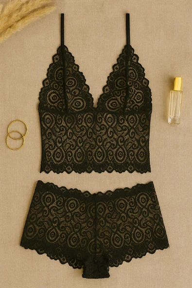 Kadın Siyah Dantel Bralet Şort Takımı - Şık, Zarif ve Feminen İç Giyim - Resim 4