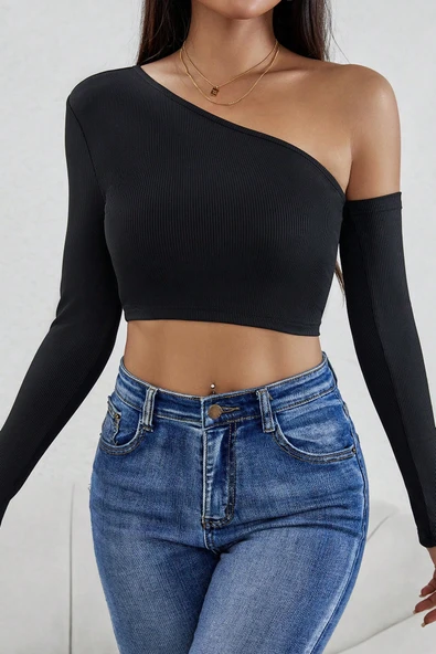 Kadın Siyah Tek Omuz Detaylı Uzun Kol Crop Top Bluz - Şık, Rahat ve Kolay Kombinlenebilir - Resim 4