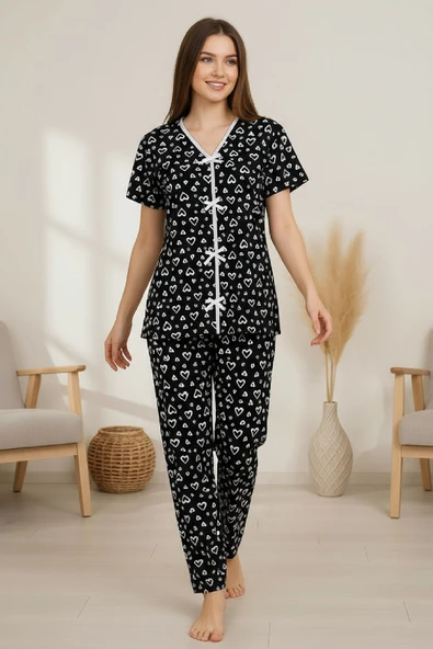 Kadın Siyah Kalp Desenli Fiyonklu Kısa Kollu Uzun Pijama Takımı ürün görseli 1