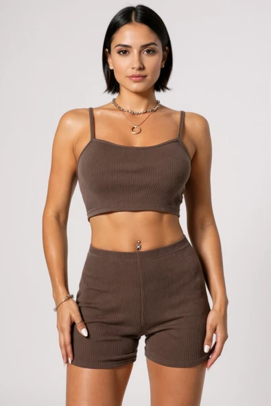 Kadın Kahverengi Şortlu Kaşkorse Gecelik Takım - Modern, Konforlu ve Günlük Kombinlere Uygun - Resim 4