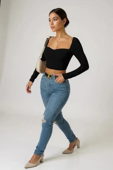Kadın Siyah Uzun Kol Göğüs Dekolteli Şık Crop Top Bluz - Şık, Rahat ve Kolay Kombinlenebilir - Resim 6