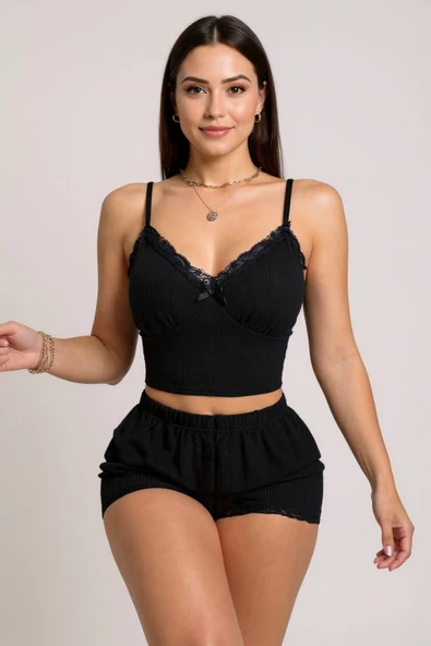 Kadın Siyah Alt ve Üst Dantel Detaylı Fiyonklu Şortlu Gecelik Takımı ürün görseli 1