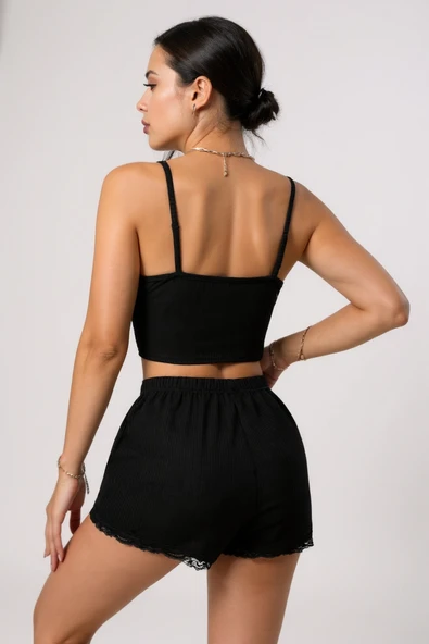 Kadın Siyah Alt ve Üst Dantel Detaylı Fiyonklu Şortlu Gecelik Takımı - Resim 3