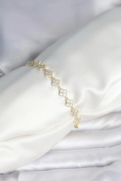 Zirkon Taşlı Pirinç Yonca Model Bileklik ürün görseli 1