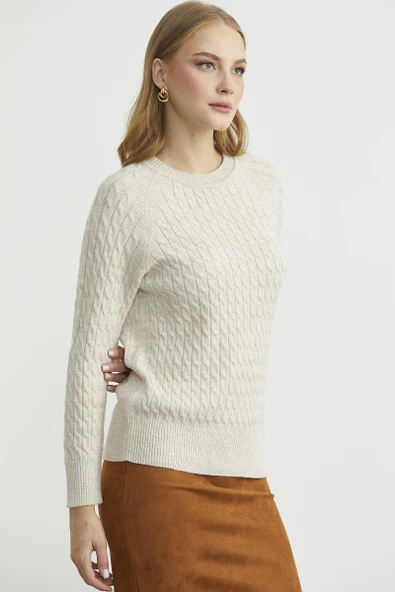 Saç Örgü Motifli Yuvarlak Yaka Triko Kazak - Taş - Resim 4