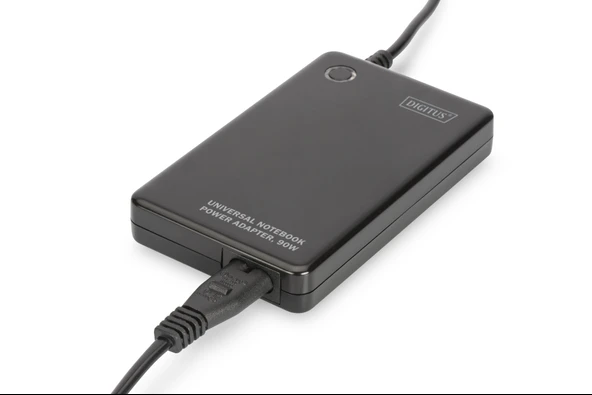 Digitus Notebook İçin 90W Güç Adaptörü, 11 farklı adaptör fişli, USB port ile şarj imkanı ürün görseli 1