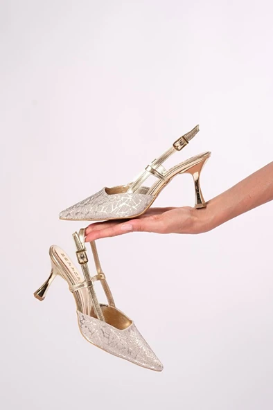 Kadın gold topuklu abiye ayakkabı ürün görseli 1