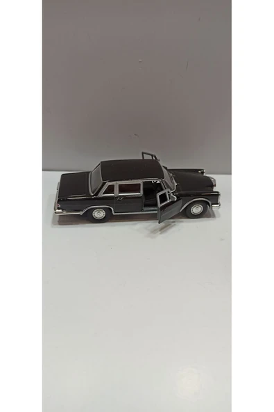 1963 MERCEDES 600 - Resim 2