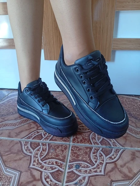 Kadın Yüksek Taban Rahat Şık Günlük Spor Ayakkabı Siyah Renk - Resim 3