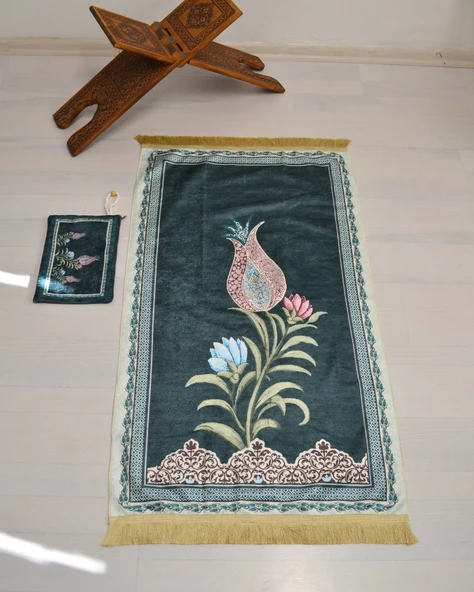 Pratik ve Taşınabilir İpek Dokulu Çantalı Seccade Lale Desenli Yeşil  Fermuarlı ürün görseli 1