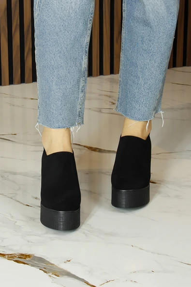 Erkan Saçmacı Lumi Siyah Süet Yuvarlak Burun Taşlı Gizli Dolgu Topuklu Günlük Ayakkabı - Resim 4