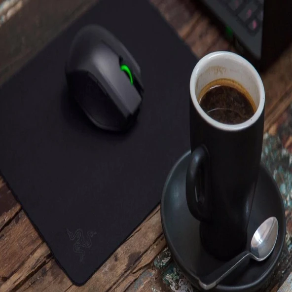 Razer RZ02-01820500-R3M1 Goliathus Mobile Stealth Edition Mousepad - Resim 4