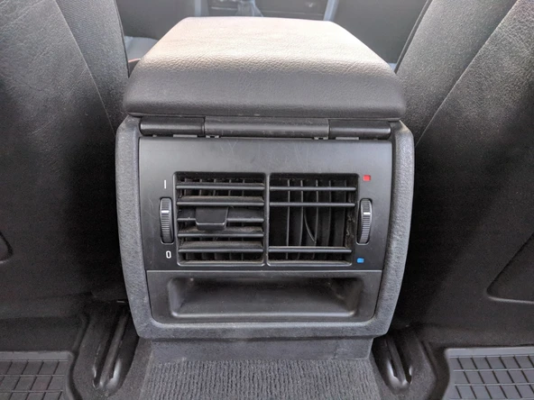 BMW araçlarının arka koltukları için fan kalorifer ızgarası 5 ADET iç mazgalı ve  1 ADET yönlendirici - 3044777 - Resim 6