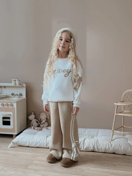 KIZ ÇOCUK ENJOY KOL FİYONK MODELLİ 3 İPLİK ŞARDONLU TAKIM ürün görseli 1