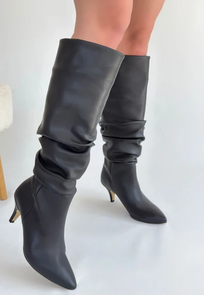 Zelya Siyah Cilt Topuklu Çizme ürün görseli 1