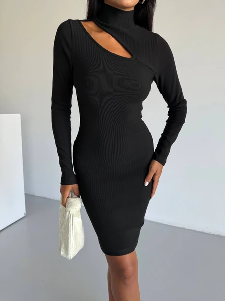 Boğazlı gögüs dekolteli elbise siyah f2333 ürün görseli 1