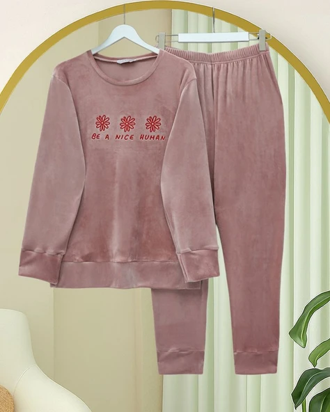 Kabartma Yazılı Fransız Kadife Pijama Takımı -G.Kurusu ürün görseli 1