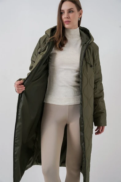 5177 Kapüşonlu Uzun Kapitone Mont - Haki - Resim 4