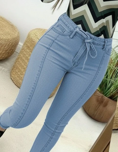 Kadın Yüksek Bel Belden Kuşaklı Yırtık Detaylı Kot Pantolon ürün görseli 1