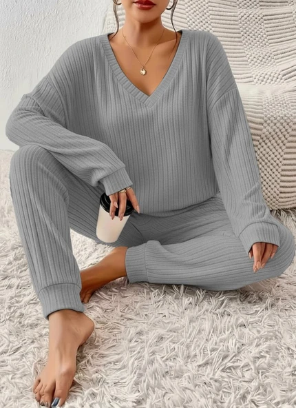 Kadın Uzun Kollu V Yakalı Kaşkorse Bluz Ve Pantolon Ikili Takım ürün görseli 1