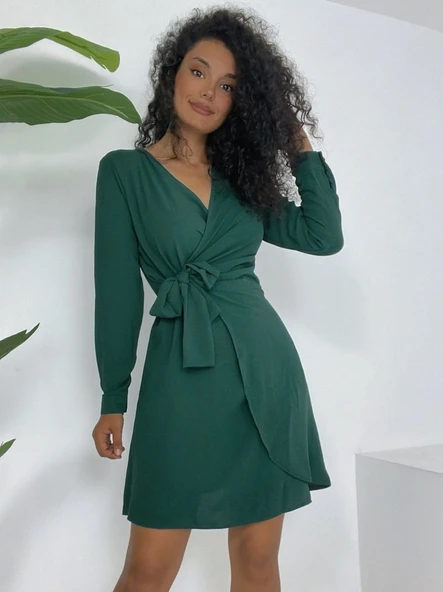 Kruvaze Yaka Bağlamalı Fırfırlı Ayrobin Elbise   -Zümrüt - Resim 2