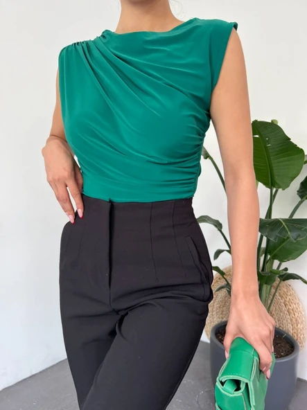 Bisiklet Yaka Sıfır Kol Sandy Bluz -Zümrüt - Resim 2