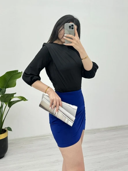 İçi Tulumlu Omuzdan Büzgülü Vatkalı Sendy Bluz -Siyah ürün görseli 1