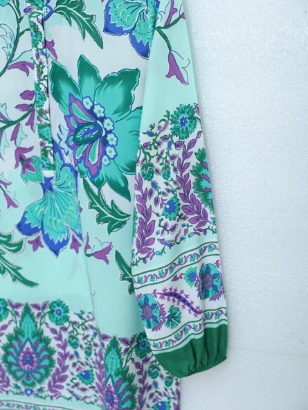 Çiçek Desenli Yarım Düğmeli Pamuk Viskon Tunik -Yeşil ürün görseli 1