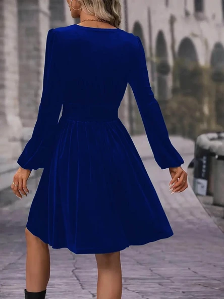 Kadın Uzun Kollu Kruvaze Yaka Beli Lastikli Kiloş Kadife Elbise - Resim 3