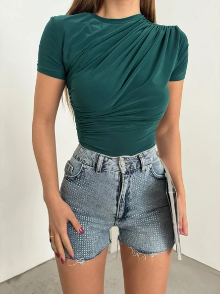 Çapraz Büzgülü Kısa Kol Sandy Bluz -Zümrüt ürün görseli 1