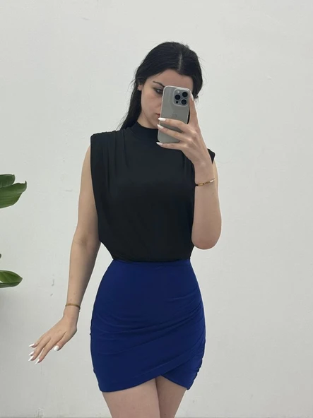 Sıfır Kol Vatkalı Sandy Bluz -Siyah - Resim 3