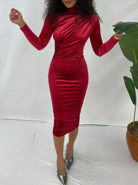Yarım Boğazlı Kadife Elbise -Kırmızı - Resim 2