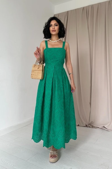 Yeşil Askılı Aparatlı Brode Elbise ürün görseli 1