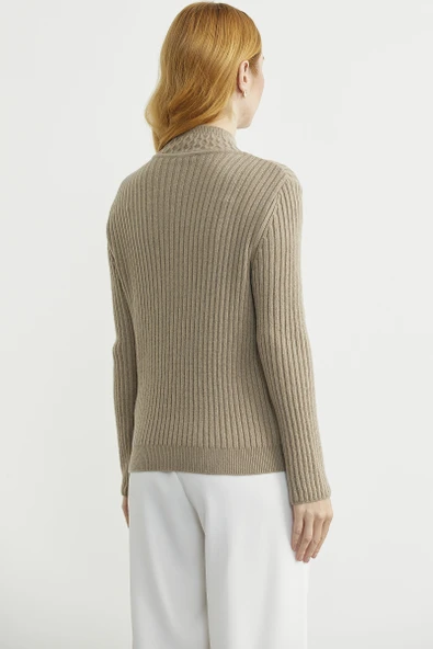 Önü Düğmeli Dik Yaka Triko Kazak - Kamel - Resim 6