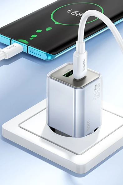 Hoco. N46 Glorious 1 Adet Type-C ve 1 Adet USB Çıkışlı Ekstra Type-C to Type-C Kablolu 20W PD Hızlı Şarj Aleti - Mavi - Resim 3