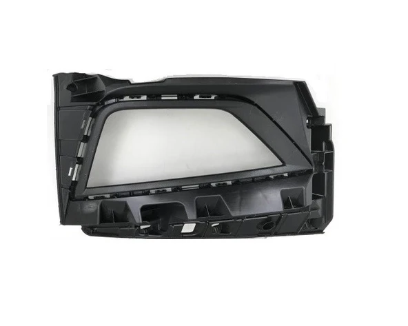 ÖN TAMPON SİS FAR YUVASI SAĞ POLO 2017- ürün görseli 1