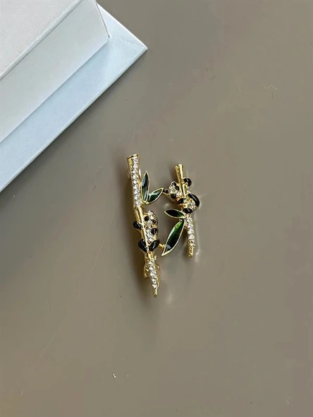 LitaeTrend Panda Broş - Altın ürün görseli 1