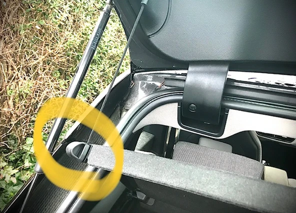 BMW i3 Bagaj Pandzot  Raf Klipsi - 4737155 - Resim 2