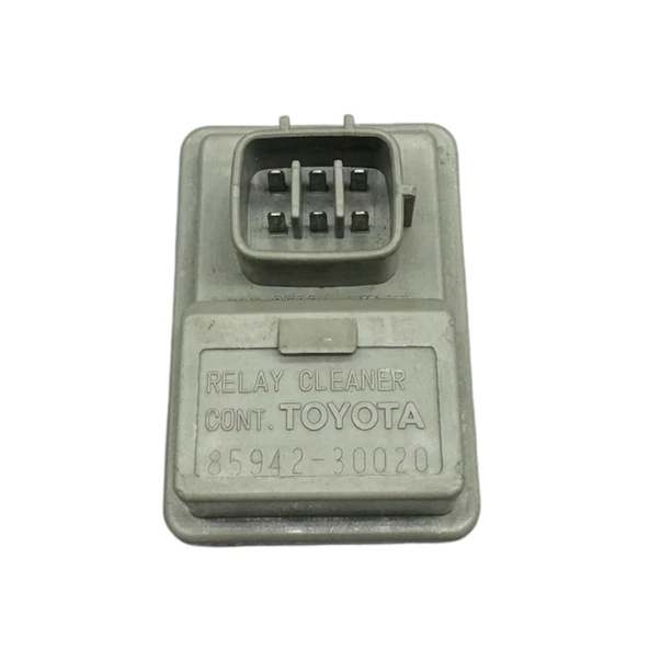 ROLE FAR TEMİZLEYİCİ HILUX 21-23 ürün görseli 1