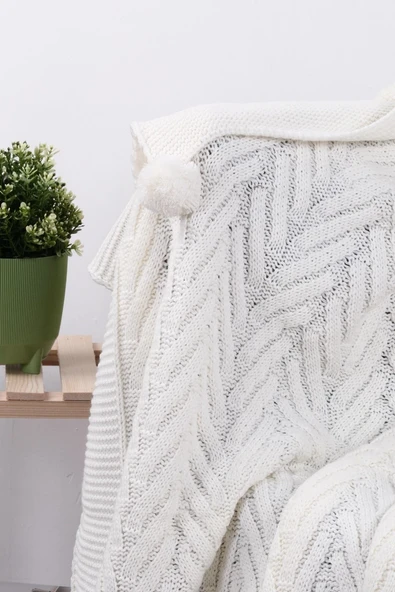 Leyla Triko Örgülü Tv Battaniyesi-4 Ponponlu 130 X 170 Cm - Resim 11