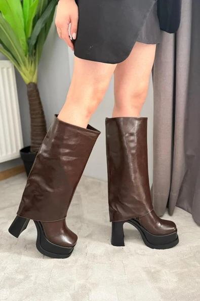 Kadın Herney Kahverengi Kırışık Rugan 12 cm Platfom Topuklu Tak Çıkart Bot Çizme - Resim 2