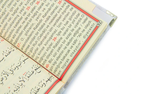 Kadife Kaplı Yasini Şerif Kitabı Tesbih Seccade Seti Beyaz - Resim 6