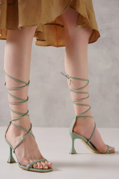 Britney Yeşil Bilekten Bağlamalı Kadın Topuklu Ayakkabı - Resim 3