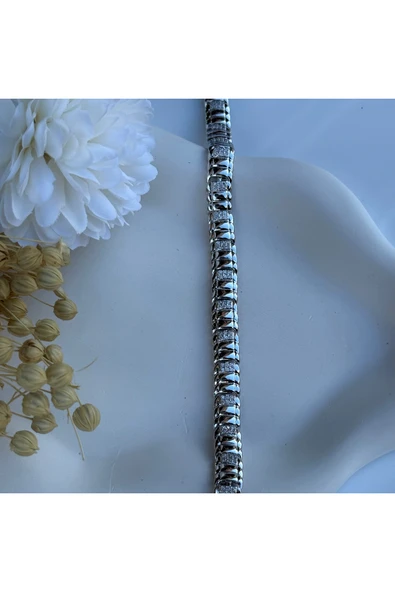 nesdesign 14K Özel Seri Gümüş Rengi Küçük Taşlı Zincir Bileklik ürün görseli 1