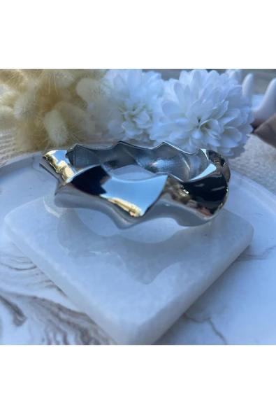 nesdesign Gümüş Burgu Kelepçe ürün görseli 1