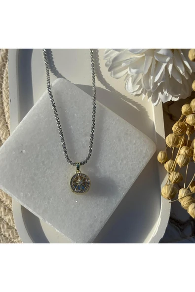 nesdesign Altın Kaplama Ucu Taşlı Pusula Kolye (48 cm) ürün görseli 1