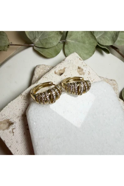 nesdesign 14K Özel Seri Taşlı Kruvasan Model Zarif Halka Küpe ürün görseli 1